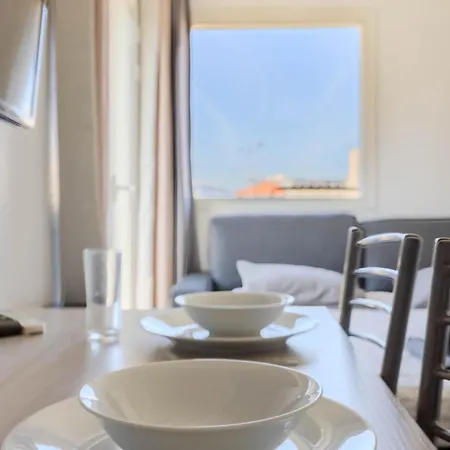 Apartment Avec Climatisation Proche Des Plages Nice