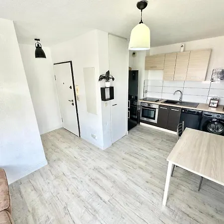 Apartment Avec Climatisation Proche Des Plages *